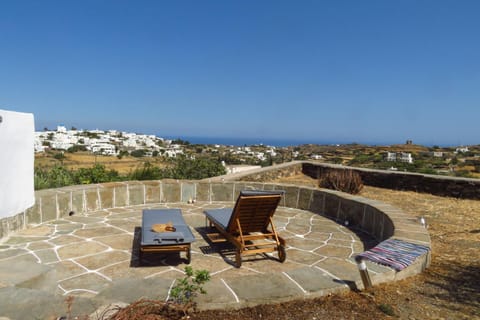 Patio, Day, Natural landscape, Sea view, sunbed