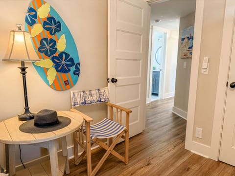 7 Seas Ocean Breeze Sleeps Kitchens St George Island Pet Friendly Family House in Saint George Island