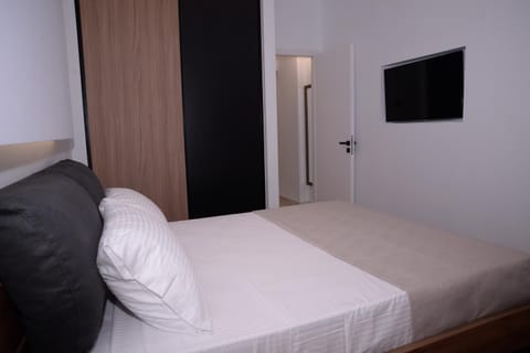 Youtzin Apartment in Euboea