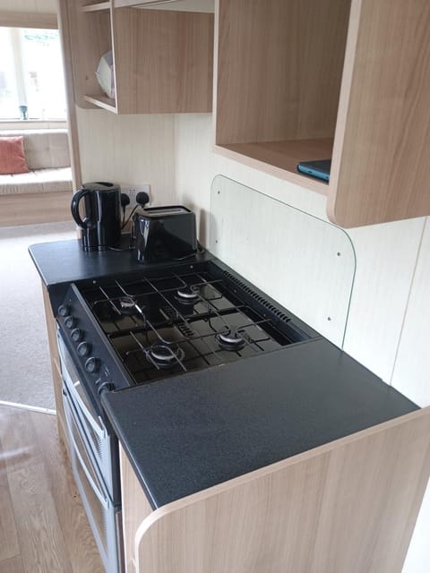 16 Vale Park Campground/
RV Resort in Fishguard Holiday Park