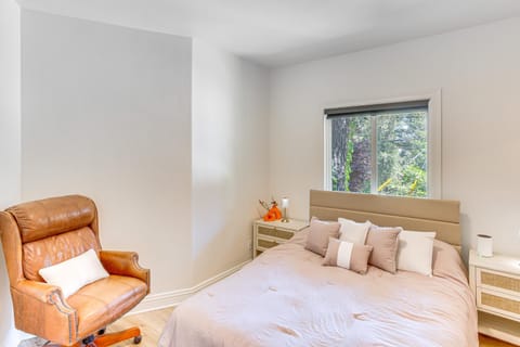 Forest Views and Fire Pit! Cozy Cabin in Crestline Cabin in Crestline