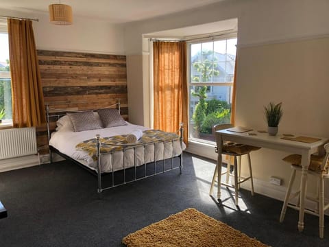 55 Studio No 6 Uplands Apartment in Swansea