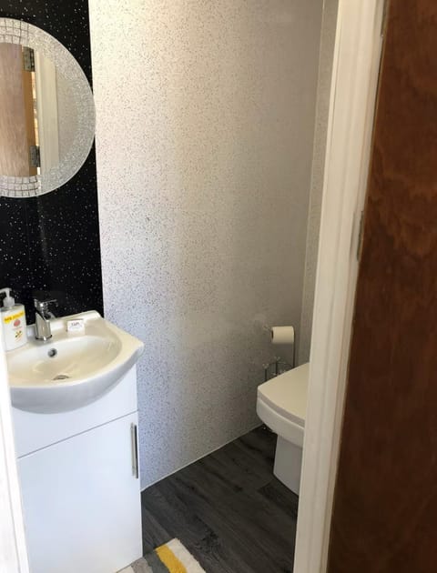 55 Studio 1 Uplands Apartment in Swansea