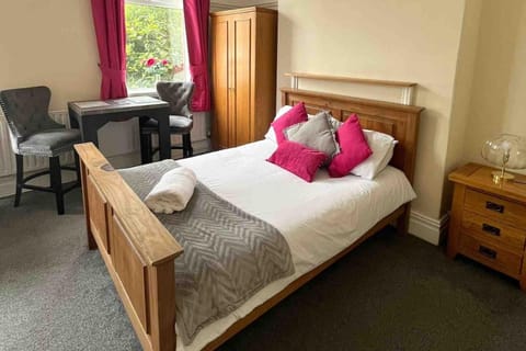 55 Studio 1 Uplands Apartment in Swansea