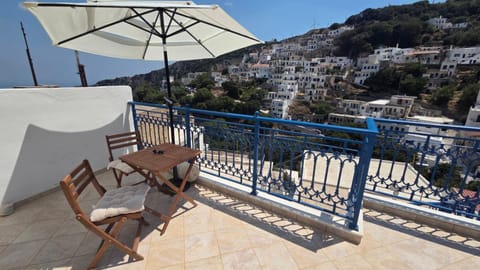 Property building, Balcony/Terrace