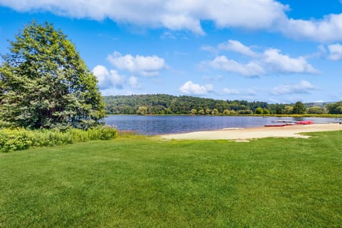 Fairway Village 7A Apartment in Quechee