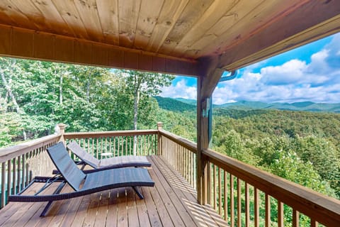 Starry Skies and Fireflies House in Georgia