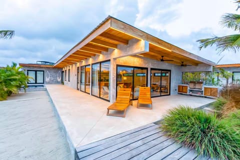 Seabird Villa 11 Villa in Stann Creek District