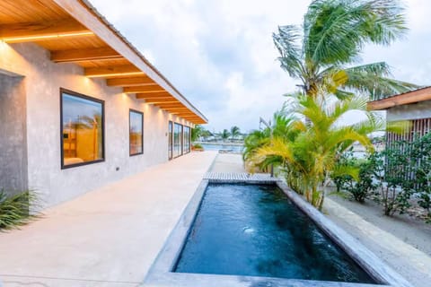 Seabird Villa 11 Villa in Stann Creek District