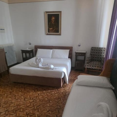 ROOMS CA' TUNIN- ideale per il Trenino Rosso- a pochi minuti a piedi dalla stazione Bed and Breakfast in Province of Brescia