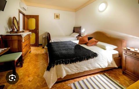 ROOMS CA' TUNIN- ideale per il Trenino Rosso- a pochi minuti a piedi dalla stazione Bed and Breakfast in Province of Brescia