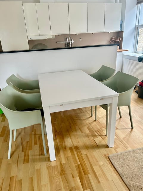 Central lejlighed med tag-terrasse Apartment in Aarhus