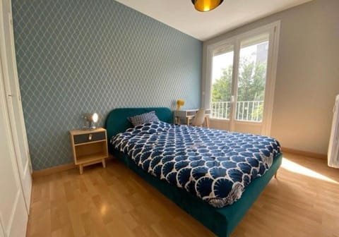 Spacious, bright 4 bedroom, 80 m2 Apartment in Normandy