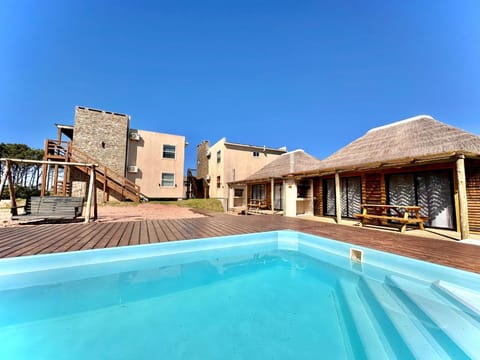 Balcony/Terrace, Swimming pool