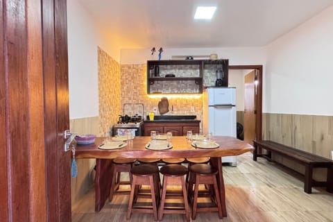Kitchen or kitchenette, Dining area, kitchen