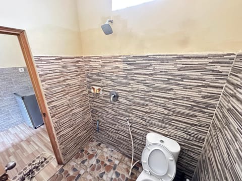 Osa Guest House 5 Bed and Breakfast in Kuta