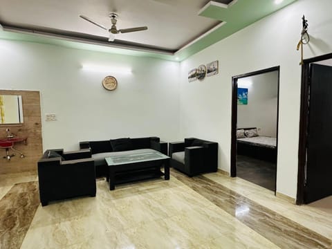 Sanganeri HOME STAY 2BHK 3BHK SINGLE ROOM Apartment in Jaipur