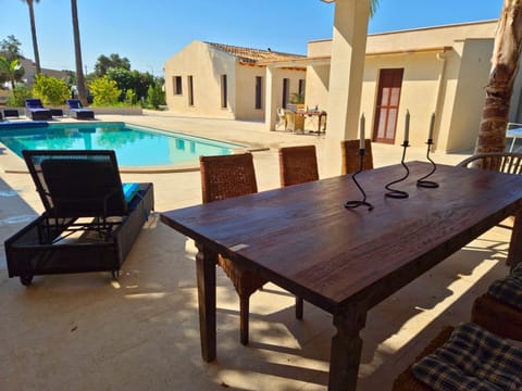 Balcony/Terrace, Swimming pool