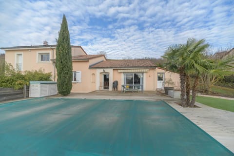 Property building, Pool view, Swimming pool