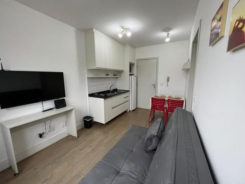 TV and multimedia, Kitchen or kitchenette, Living room, Seating area