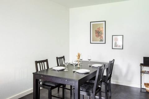 - Suite Moderne N1, À la passerelle, Bâle et Allemagne, Parking Gratuit - Apartment in Weil am Rhein