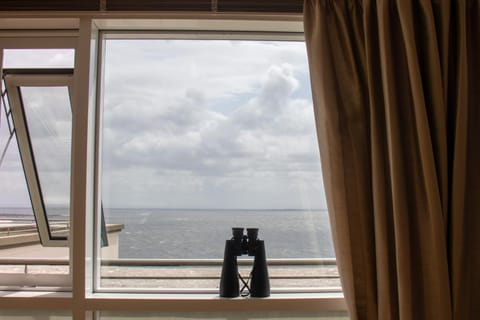 Galway Beach Penthouse Villa in Galway