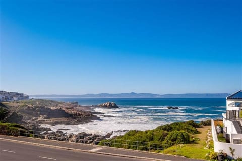 Nearby landmark, Natural landscape, Sea view