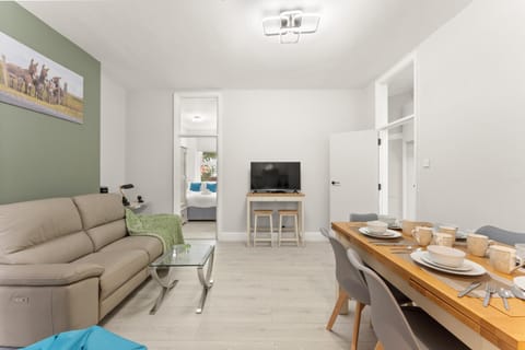 Living room, Seating area, Dining area