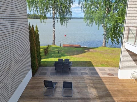 Luxhousing deluxe bungalow on the beach Apartment in Helsinki