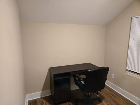 Where Class Meets Comfort Apartment in Knoxville