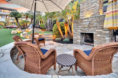 Fairway Retreat, Stylish Coastal Home Near Golf, Beaches & Carlsbad Fun House in Leucadia