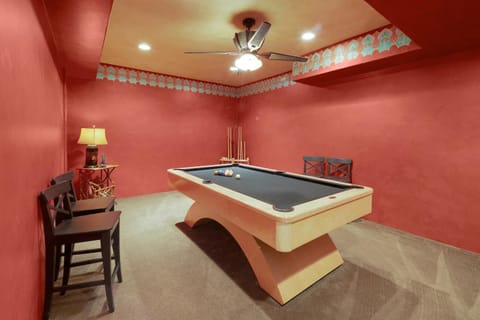 Fairway Retreat, Stylish Coastal Home Near Golf, Beaches & Carlsbad Fun House in Leucadia