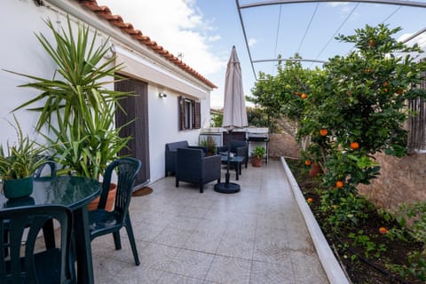 Patio, Spring
