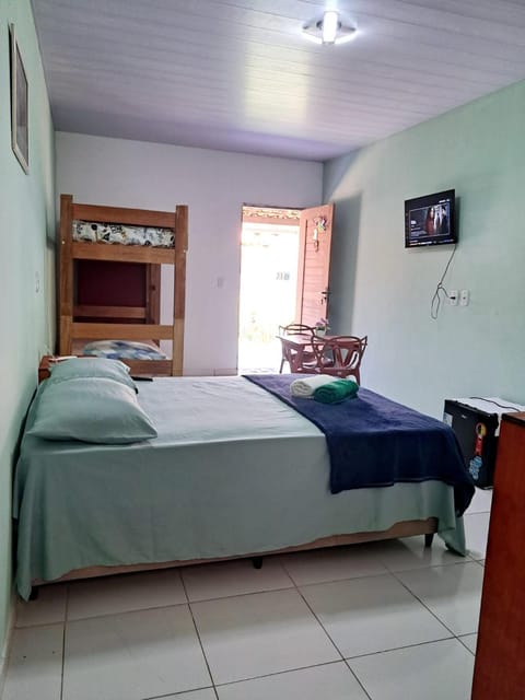 Bed, TV and multimedia, air conditioner