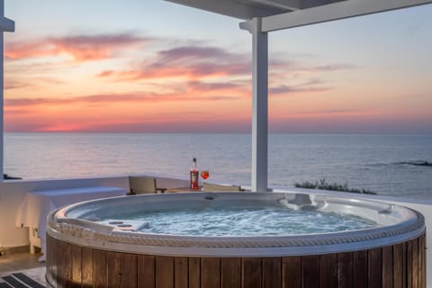 Natural landscape, Hot Tub, Sea view, Sunset