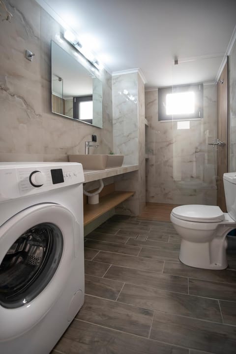 Shower, Toilet, Bathroom, Bath, bidet, washing machine