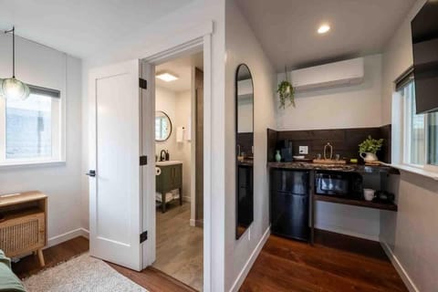 Columbia Cabins Cabin 4 Cabin in Calaveras County