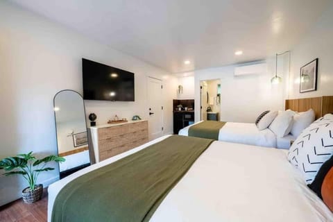 Columbia Cabins Cabin 7 Cabin in Calaveras County