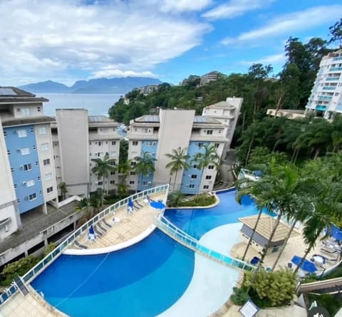 Natural landscape, Mountain view, Pool view, Swimming pool, sunbed