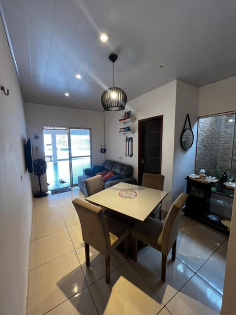 Communal lounge/ TV room, TV and multimedia, Living room, Seating area, Dining area, Evening entertainment