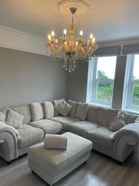 Upper Rockdale High St Abersoch Apartment in Abersoch