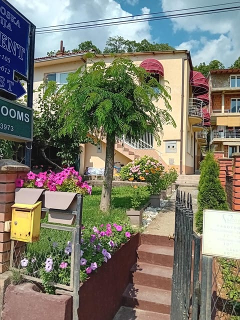 BATO Rooms Bed and Breakfast in Municipality of Ohrid, North Macedonia