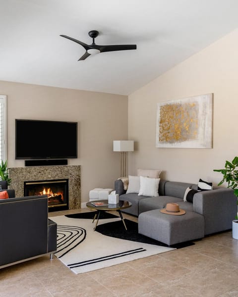 TV and multimedia, Seating area