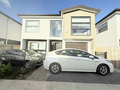 Reeves awesome stay Vacation rental in Auckland