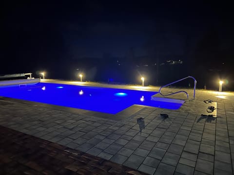 Night, Pool view
