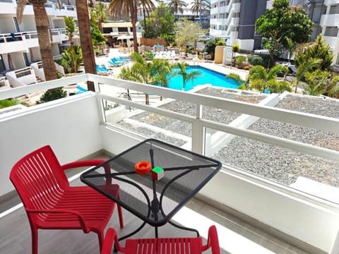 Balcony/Terrace, Pool view