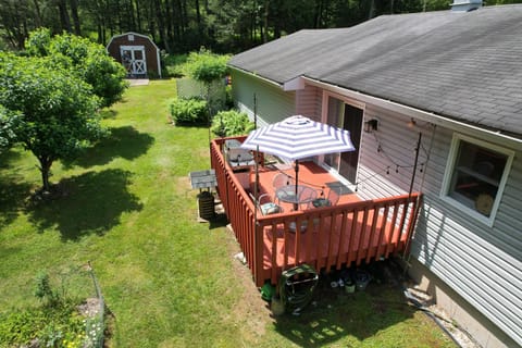 BBQ facilities, Balcony/Terrace, Garden view