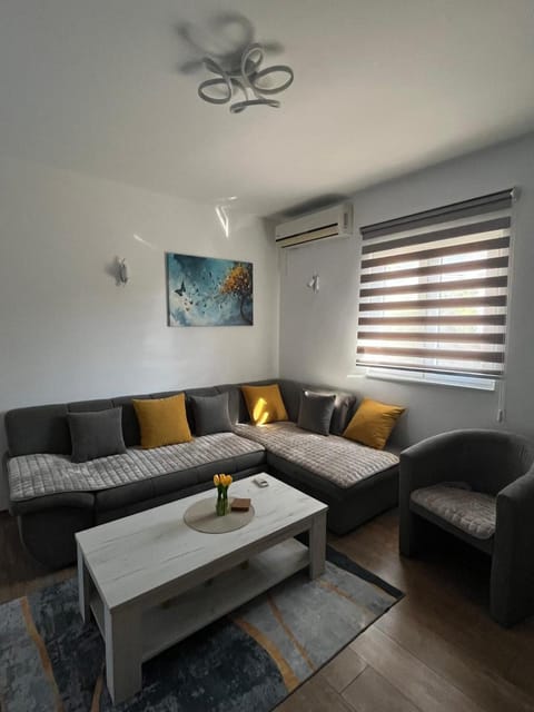 Apartman S&O Apartment in Dubrovnik-Neretva County