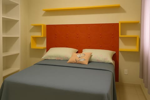 Property building, Bed, Photo of the whole room, Bedroom