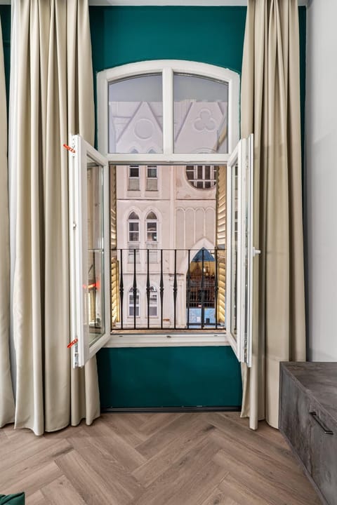 View (from property/room), City view, Street view